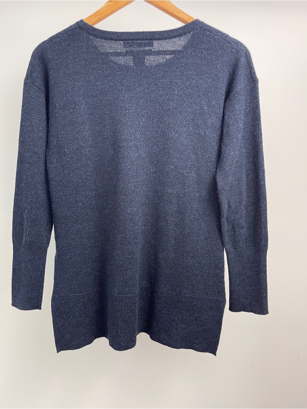Tahari Dark Navy Scoop Neck Merino Wool Sweater Size S